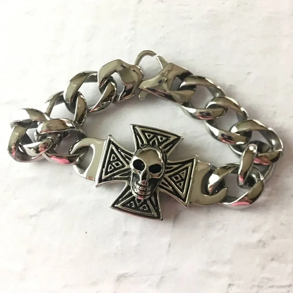 Men’s Stainless Steel Skull Cross Link Bracelet